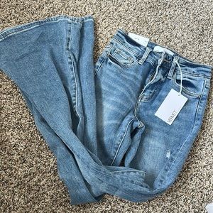 NEW WITH TAGS- vervet brand from VICI- flare jeans